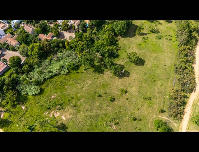 9,575M² VACANT LAND FOR SALE IN LONEHILL